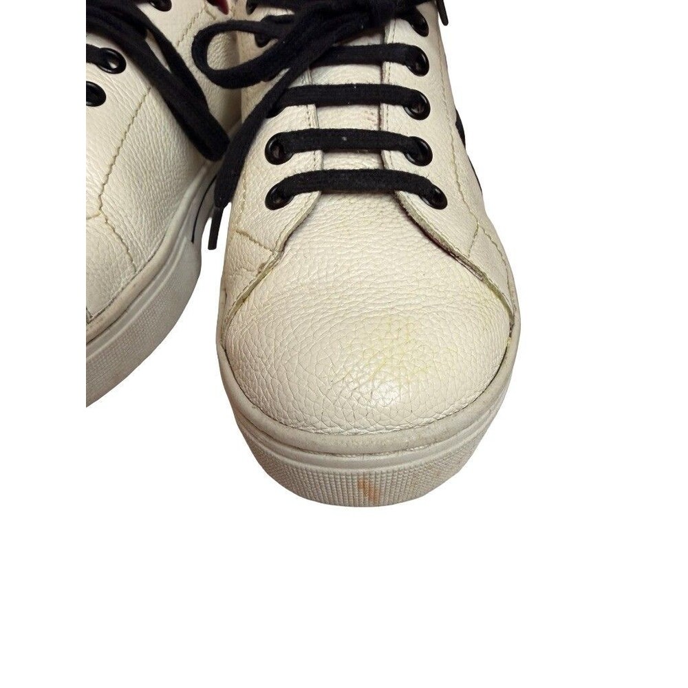 Brighton Loveme Cream Leather LOVE Heart Embroidered Sneakers Womens 6M - Picture 5 of 10